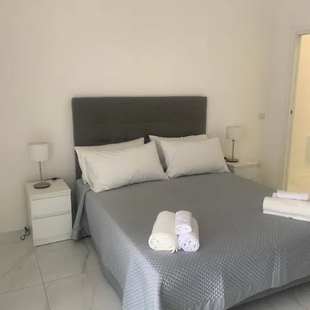 Incantevole A Chiaia *